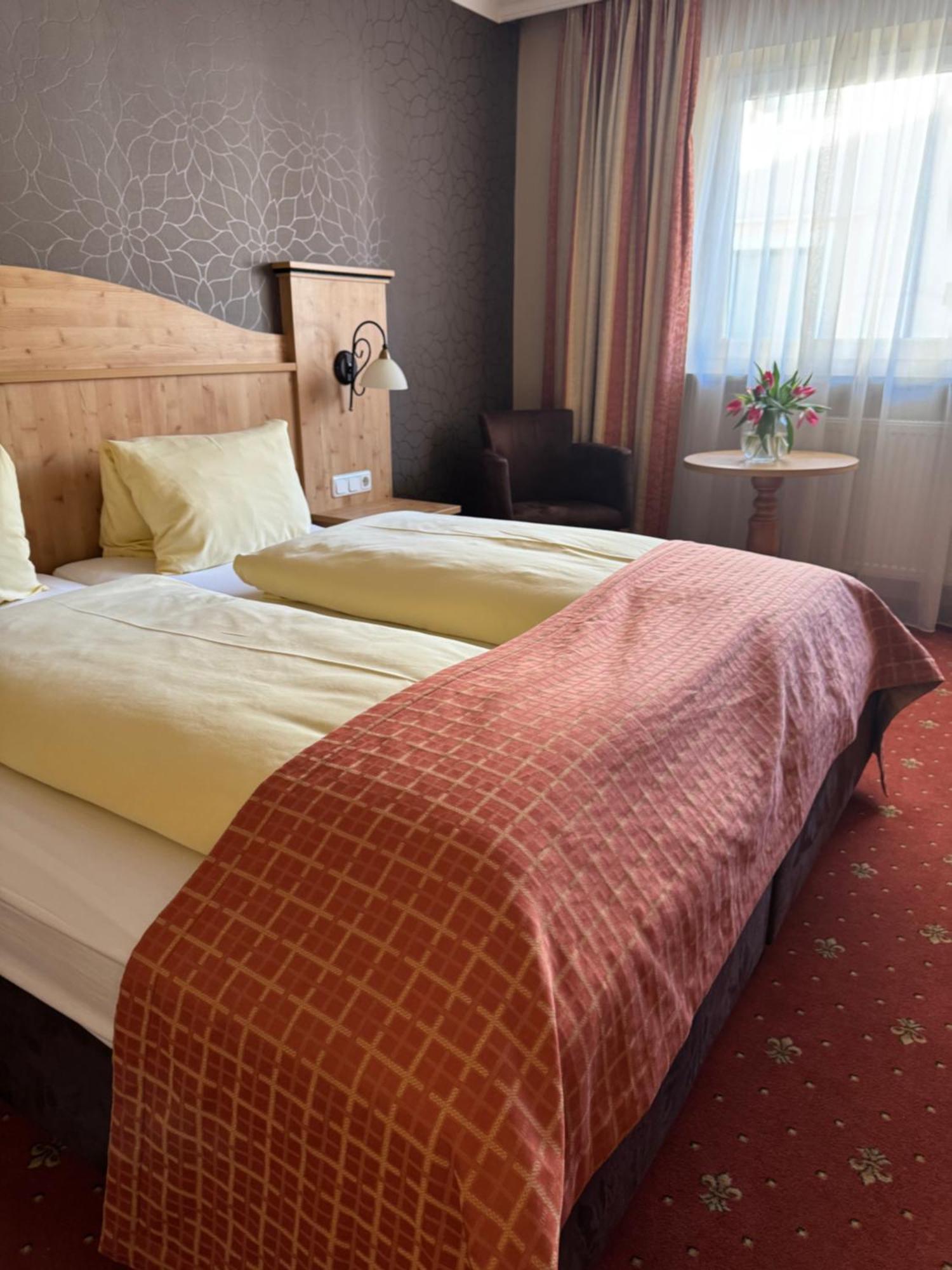 ווסטנדורף Hotel Mesnerwirt מראה חיצוני תמונה